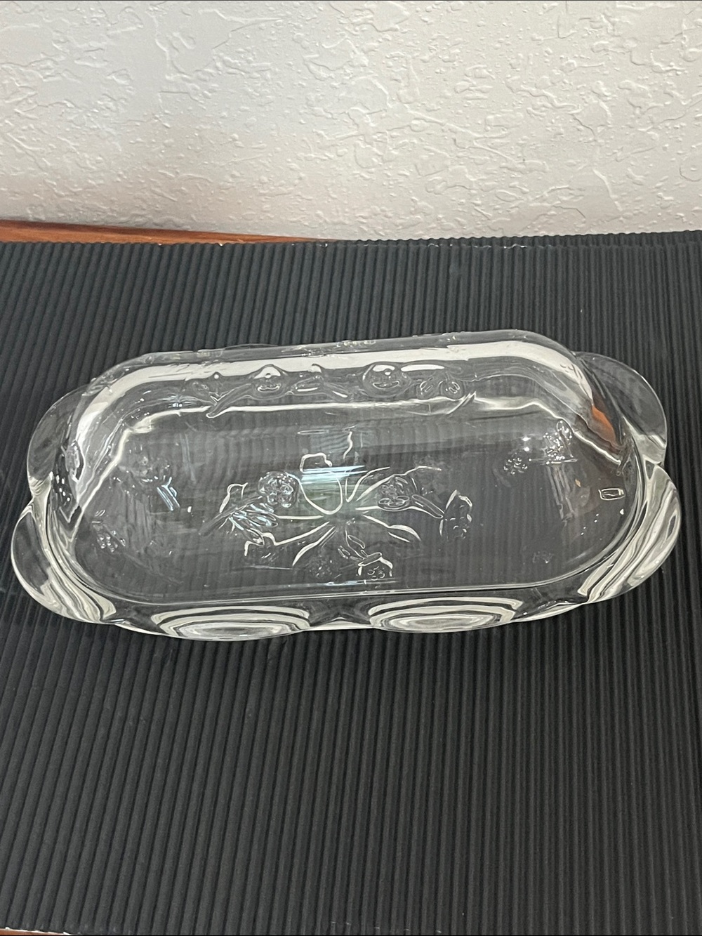 Anchor Hocking Vintage Covered floral Scalloped Butterdish